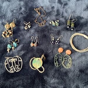 Art teacher set of 9 earrings + 2 necklaces + 1 bracelet